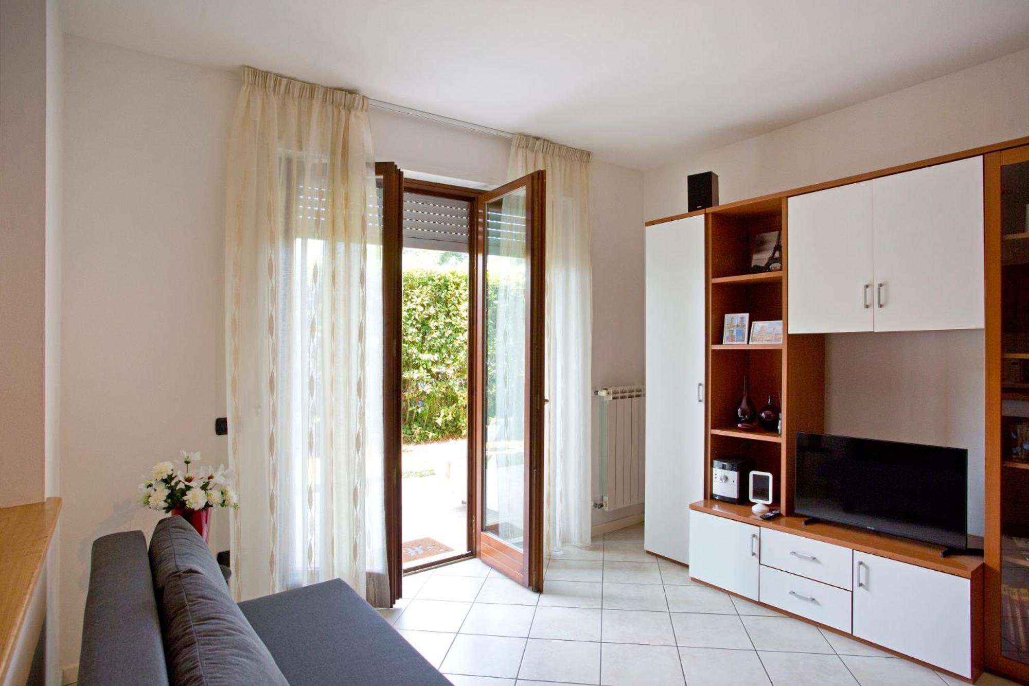 Casa Dei Filati, Cosy Flat With Garden And Parking Close To Lucca Exterior photo